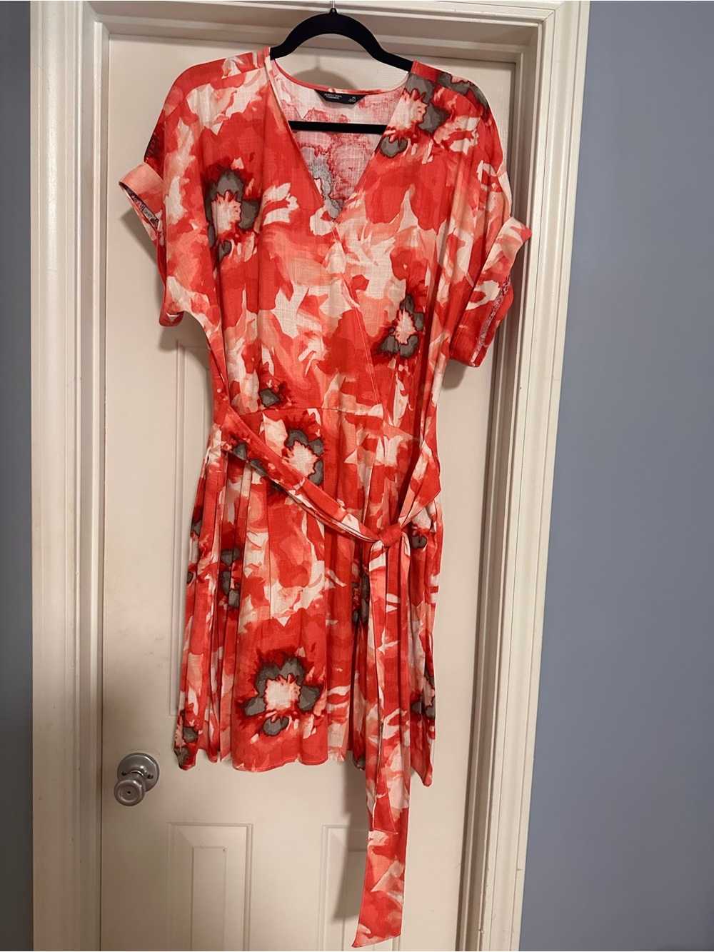 Simply Vera Vera Wang Coral Red Floral Wrap-Style Dress